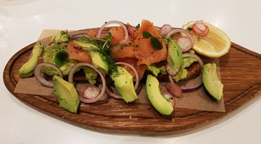 avocado-and-salmon_preview